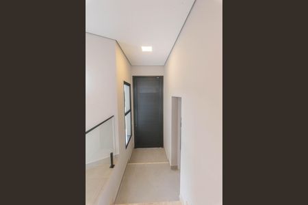 Casa de condomínio para alugar com 248m², 3 quartos e 4 vagas Casa de condomínio para alugar com 248m², 3 quartos e 4 vagasHall de entrada