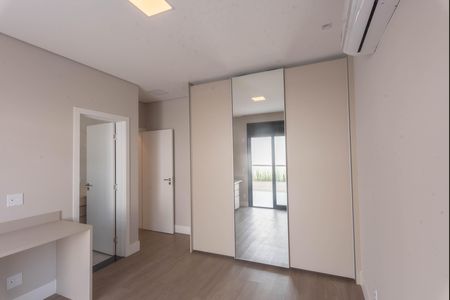 Casa de condomínio para alugar com 248m², 3 quartos e 4 vagas Casa de condomínio para alugar com 248m², 3 quartos e 4 vagasSuíte 3
