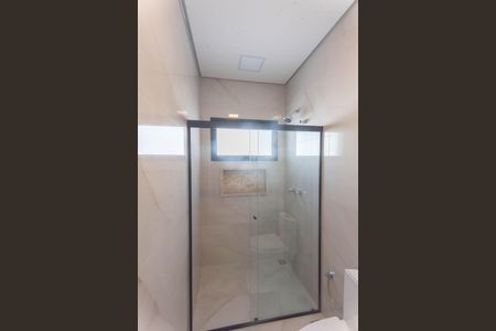 Casa de condomínio para alugar com 248m², 3 quartos e 4 vagas Casa de condomínio para alugar com 248m², 3 quartos e 4 vagasBanheiro da Suíte 3