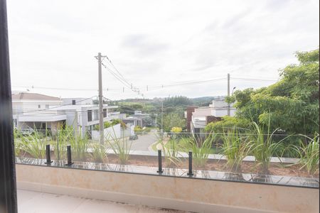 Casa de condomínio para alugar com 248m², 3 quartos e 4 vagas Casa de condomínio para alugar com 248m², 3 quartos e 4 vagasVaranda da Suíte 1