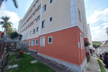Apartamento à venda com 44m², 2 quartos e 1 vaga Apartamento à venda com 44m², 2 quartos e 1 vagaFachada do Bloco