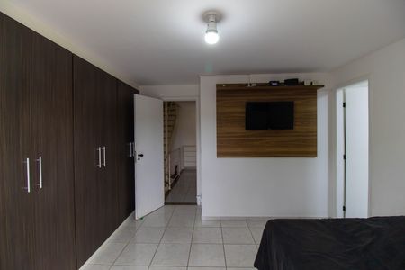 Casa de condomínio à venda com 145m², 4 quartos e 2 vagas