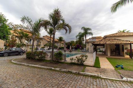 Casa de condomínio à venda com 145m², 4 quartos e 2 vagas
