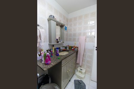 Casa de condomínio à venda com 145m², 4 quartos e 2 vagas