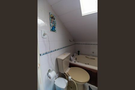 Casa de condomínio à venda com 145m², 4 quartos e 2 vagas
