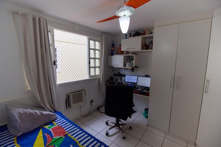 Casa de condomínio à venda com 145m², 4 quartos e 2 vagas