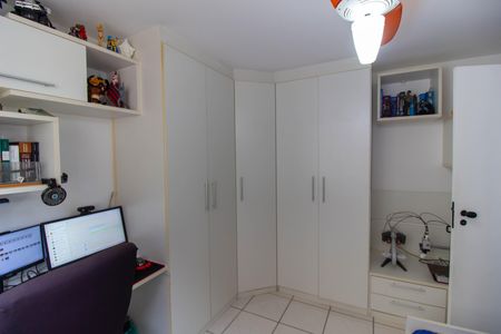 Casa de condomínio à venda com 145m², 4 quartos e 2 vagas