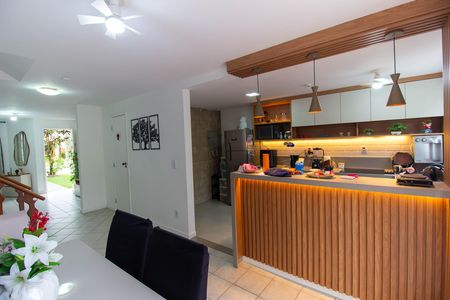 Casa de condomínio à venda com 145m², 4 quartos e 2 vagas