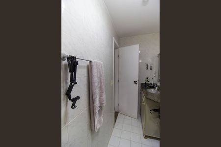Casa de condomínio à venda com 145m², 4 quartos e 2 vagas