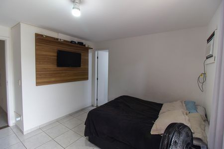 Casa de condomínio à venda com 145m², 4 quartos e 2 vagas