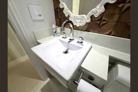 Apartamento para alugar com 109m², 3 quartos e 2 vagas Apartamento para alugar com 109m², 3 quartos e 2 vagasBanheiro social