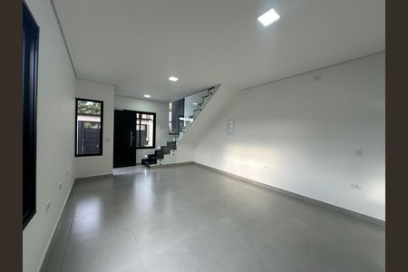 Casa de condomínio à venda com 135m², 3 quartos e 2 vagasSala