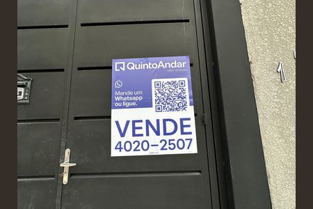 Casa de condomínio à venda com 135m², 3 quartos e 2 vagasFachada
