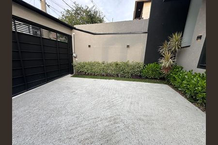 Casa de condomínio à venda com 135m², 3 quartos e 2 vagasGaragem