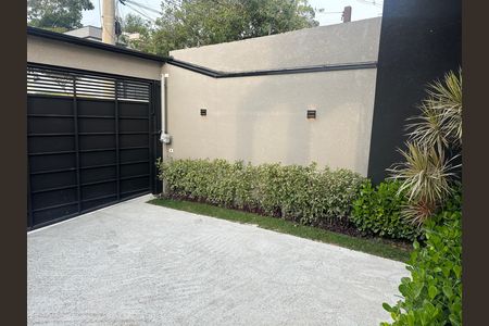 Casa de condomínio à venda com 135m², 3 quartos e 2 vagasGaragem