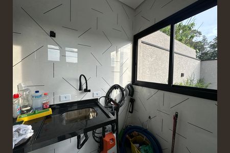 Casa de condomínio à venda com 135m², 3 quartos e 2 vagasÁrea de Serviço