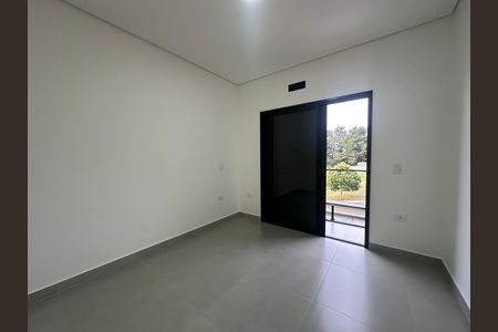 Casa de condomínio à venda com 135m², 3 quartos e 2 vagasSuíte