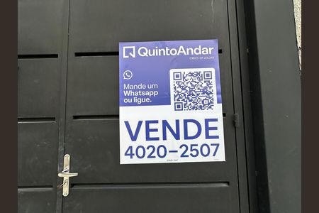 Casa de condomínio à venda com 135m², 3 quartos e 2 vagasFachada