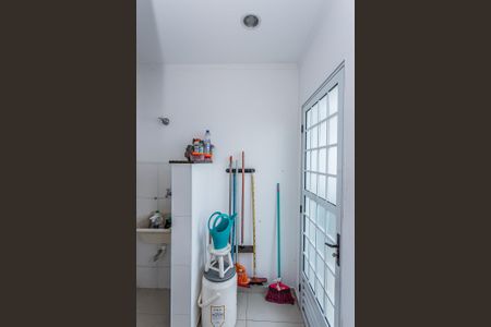 Casa para alugar com 180m², 5 quartos e 1 vaga Casa para alugar com 180m², 5 quartos e 1 vagaÁrea de Serviço