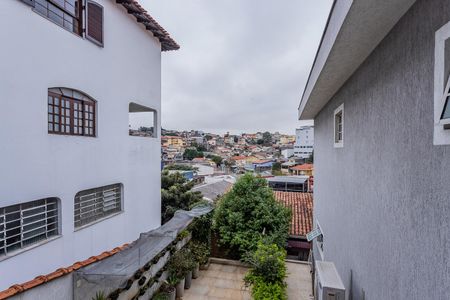 Casa para alugar com 180m², 5 quartos e 1 vaga Casa para alugar com 180m², 5 quartos e 1 vagaVista Quarto 3