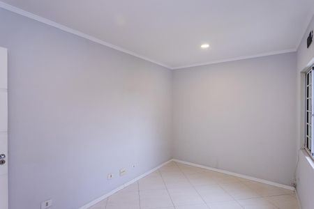 Casa para alugar com 180m², 5 quartos e 1 vaga Casa para alugar com 180m², 5 quartos e 1 vagaQuarto 3