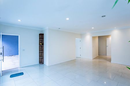 Sala de casa para alugar com 5 quartos, 180m² em Vila Pereira Barreto, São Paulo