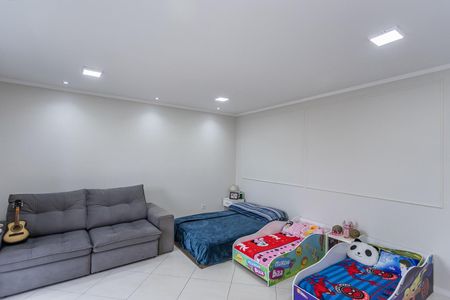 Casa para alugar com 180m², 5 quartos e 1 vaga Casa para alugar com 180m², 5 quartos e 1 vagaSuite
