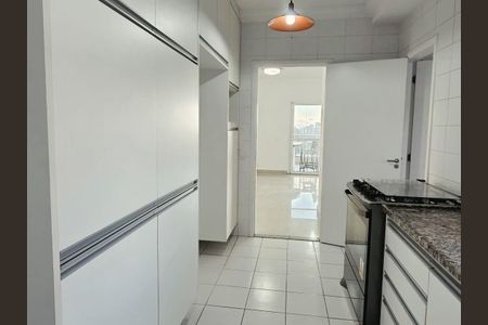 Apartamento para alugar com 158m², 3 quartos e 3 vagas Apartamento para alugar com 158m², 3 quartos e 3 vagasCozinha
