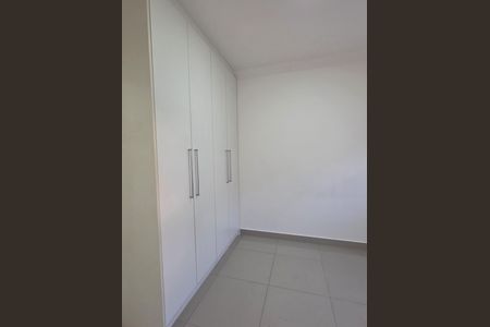 Apartamento para alugar com 158m², 3 quartos e 3 vagas Apartamento para alugar com 158m², 3 quartos e 3 vagasQuarto