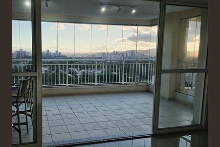 Apartamento para alugar com 158m², 3 quartos e 3 vagas Apartamento para alugar com 158m², 3 quartos e 3 vagasVista