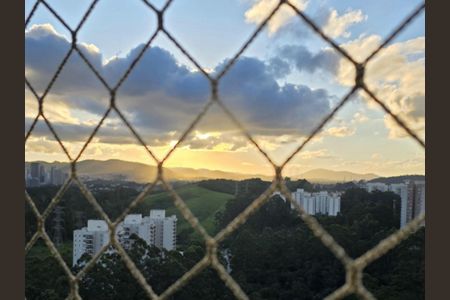 Apartamento para alugar com 158m², 3 quartos e 3 vagas Apartamento para alugar com 158m², 3 quartos e 3 vagasVista