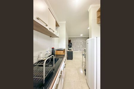 Apartamento para alugar com 62m², 2 quartos e 1 vagaCozinha