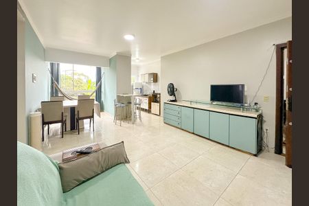 Sala de TV de apartamento para alugar com 2 quartos, 62m² em Ingleses Norte, Florianópolis