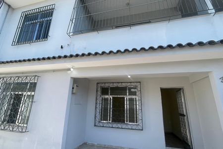 Casa para alugar com 100m², 3 quartos e 2 vagas Casa para alugar com 100m², 3 quartos e 2 vagasFachada