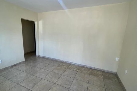 Sala de casa para alugar com 3 quartos, 100m² em Parque Laguna E Dourados, Duque de Caxias