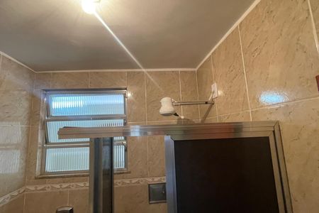 Casa para alugar com 100m², 3 quartos e 2 vagas Casa para alugar com 100m², 3 quartos e 2 vagasBanheiro 2