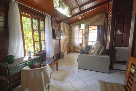 Casa de Condomínio para alugar com 2 quartos, 119m² em Colônia Agrícola Vereda da Cruz, Brasília