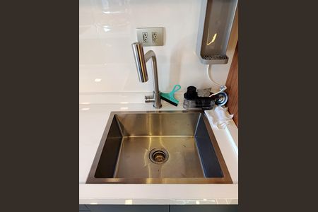 Apartamento para alugar com 85m², 1 quarto e 2 vagas Apartamento para alugar com 85m², 1 quarto e 2 vagasPavimento inferior - Cozinha
