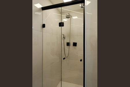 Apartamento para alugar com 85m², 1 quarto e 2 vagas Apartamento para alugar com 85m², 1 quarto e 2 vagasPavimento inferior - Banheiro