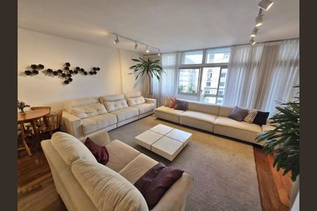 Apartamento à venda com 170m², 4 quartos e 3 vagas