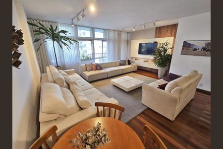 Apartamento à venda com 170m², 4 quartos e 3 vagas