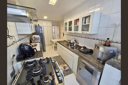 Apartamento à venda com 170m², 4 quartos e 3 vagas