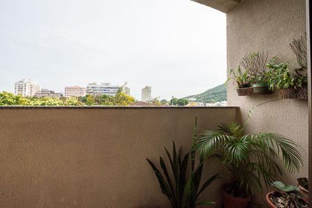 Apartamento à venda com 67m², 3 quartos e 1 vaga
