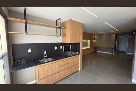 Apartamento para alugar com 3 quartos, 126m² em Cambuí, Campinas