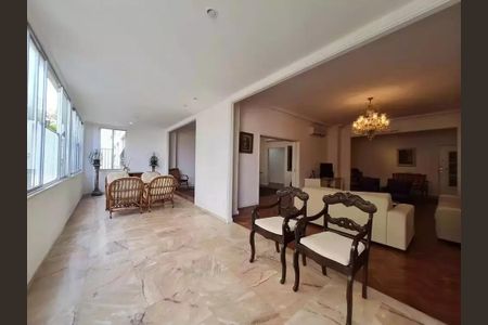 Apartamento à venda com 445m², 6 quartos e 1 vaga