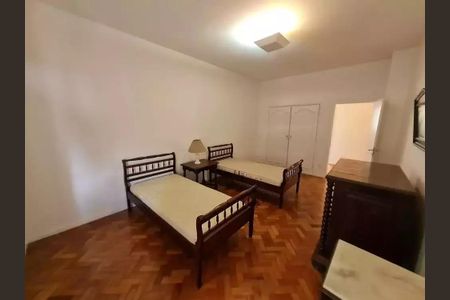Apartamento à venda com 445m², 6 quartos e 1 vaga