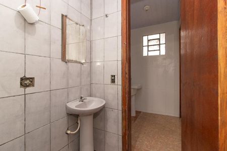 Casa para alugar com 80m², 3 quartos e 3 vagasBanheiro Social