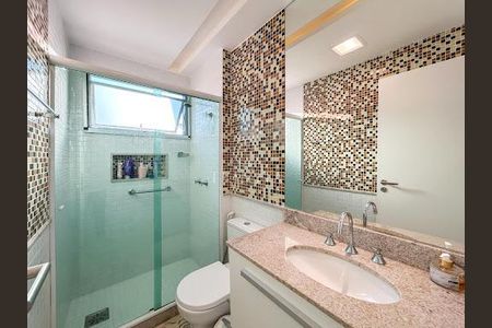 Casa à venda com 306m², 4 quartos e 2 vagas