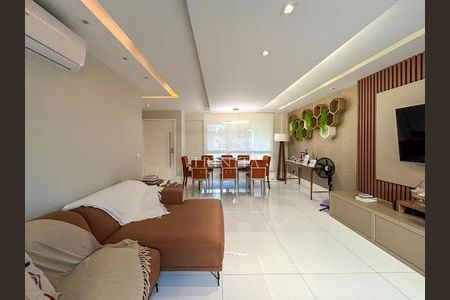 Casa à venda com 306m², 4 quartos e 2 vagas