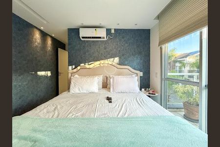 Casa à venda com 306m², 4 quartos e 2 vagas